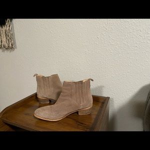 Steve Madden boots 7.5